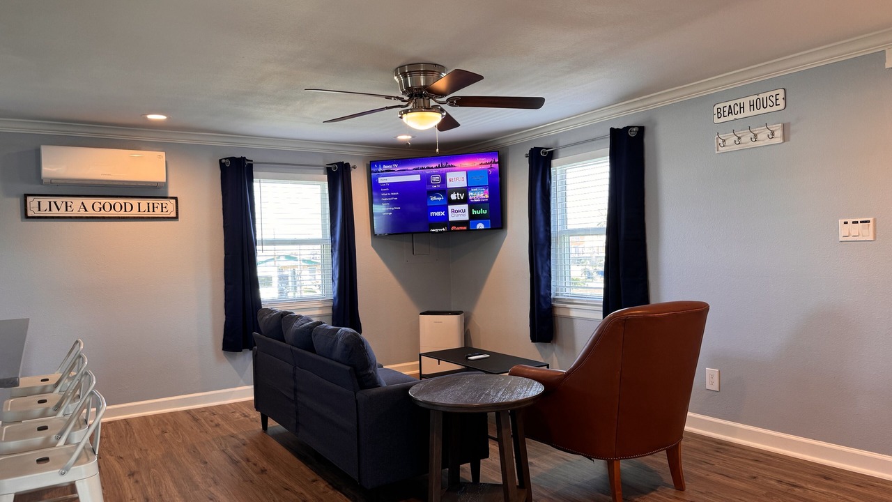 Photo of Livingroom in Surfside Beach