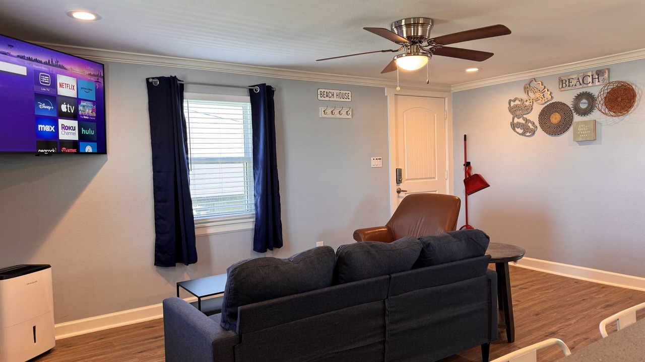 Photo of Livingroom in Surfside Beach