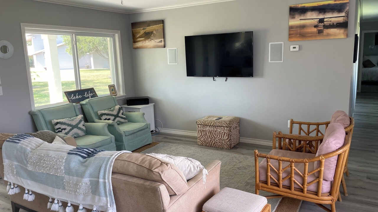 Photo of Livingroom in Lakeside