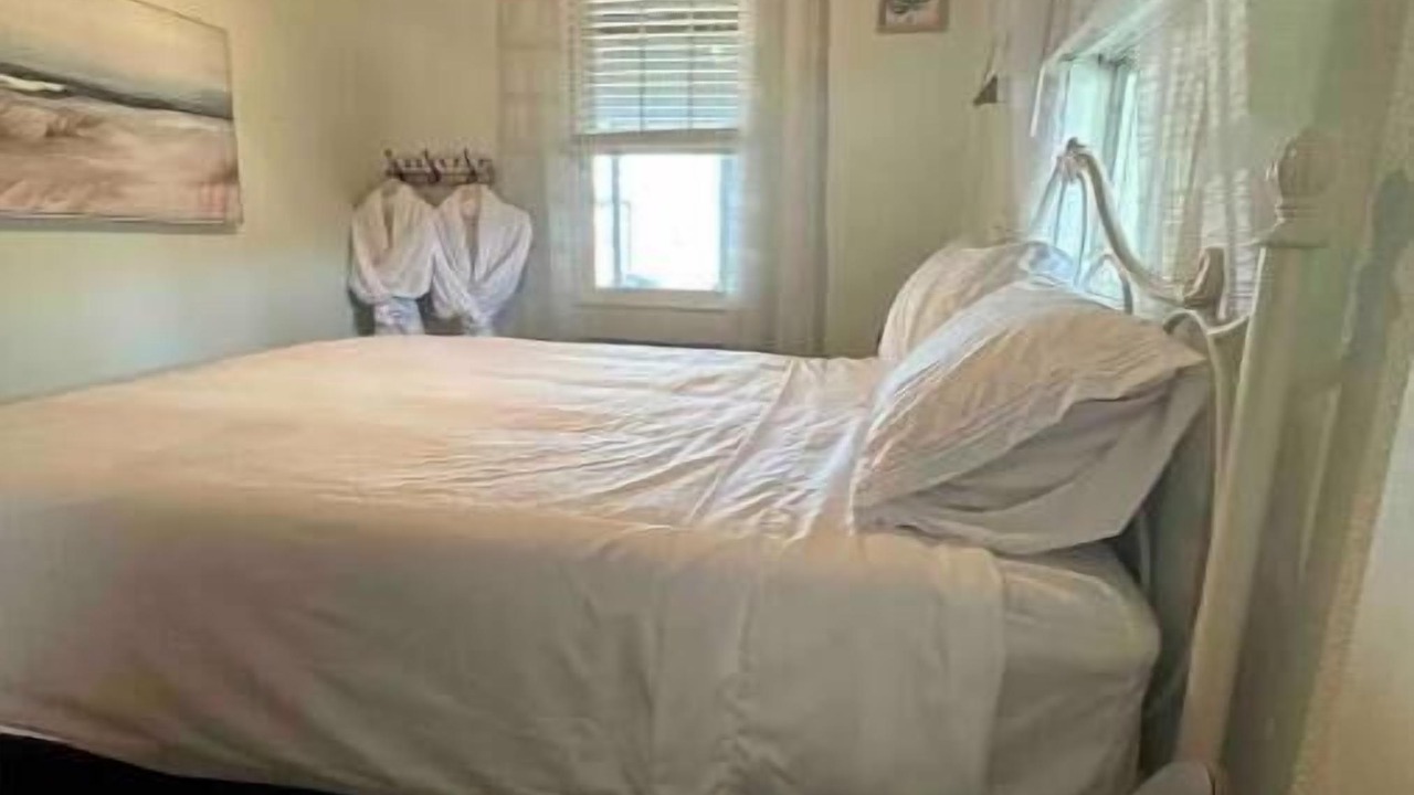 Photo of Bedroom in Leamington
