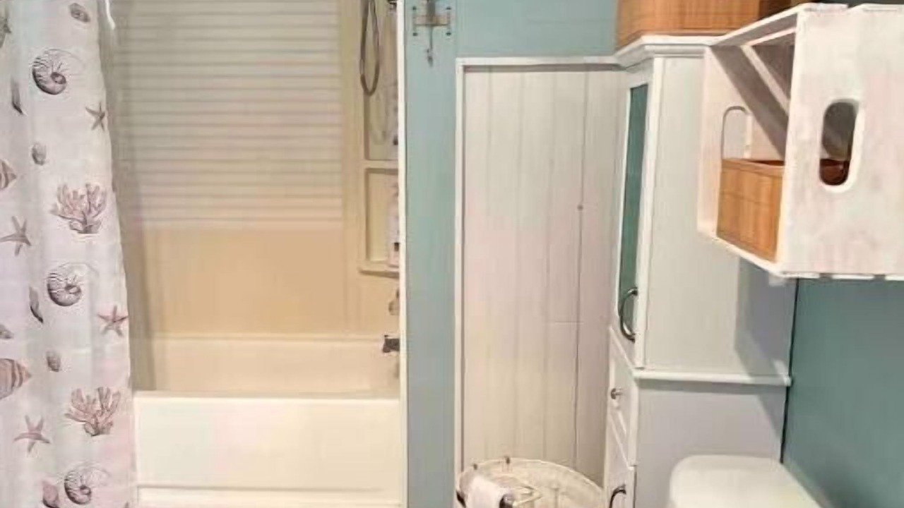 Photo of Bathroom in Leamington