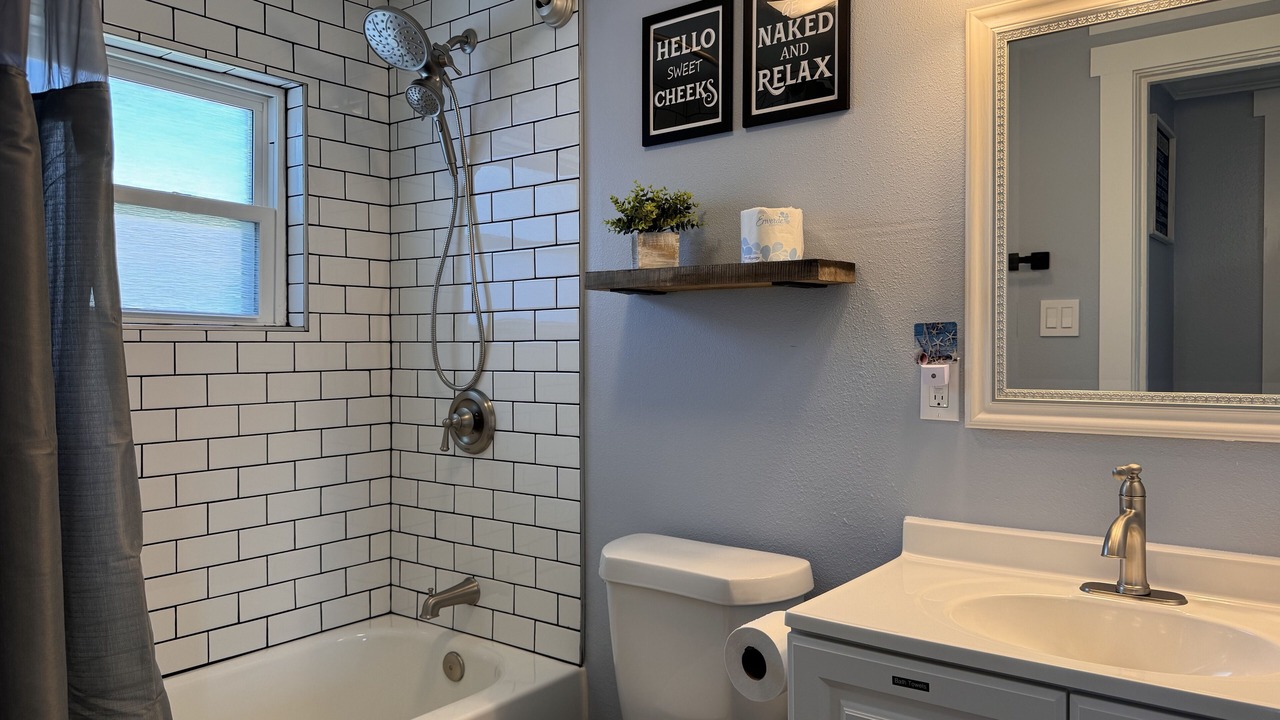 Photo of Bathroom in Surfside Beach
