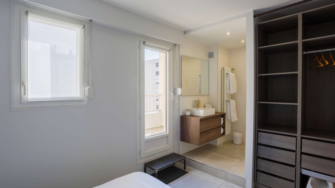 Photo of Bedroom in La Guillotiere