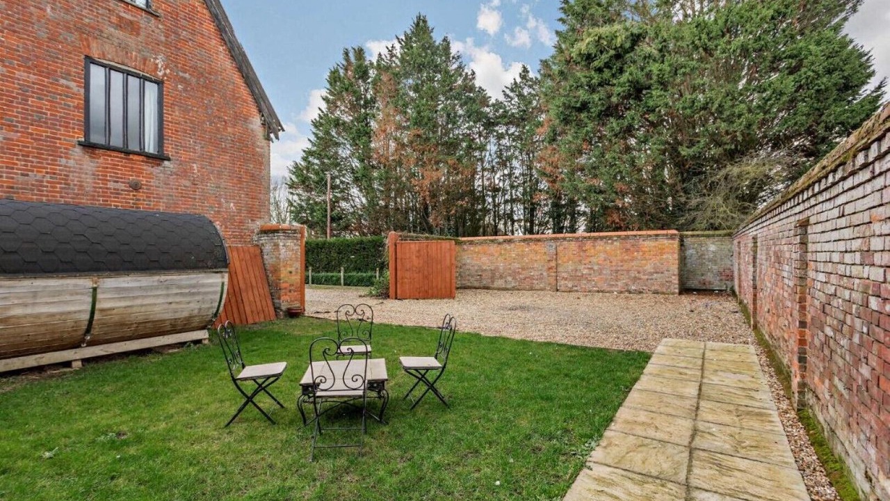 Photo of Outdoor in Hethel