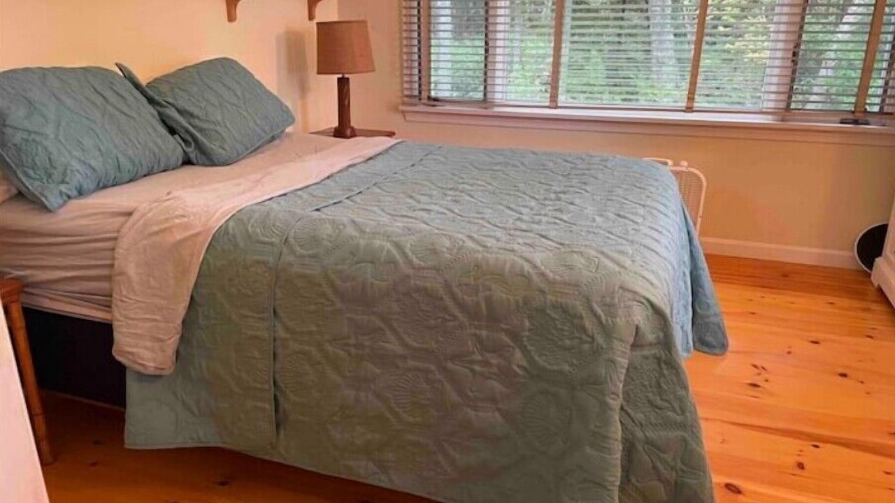 Photo of Bedroom in Sebasco Estates