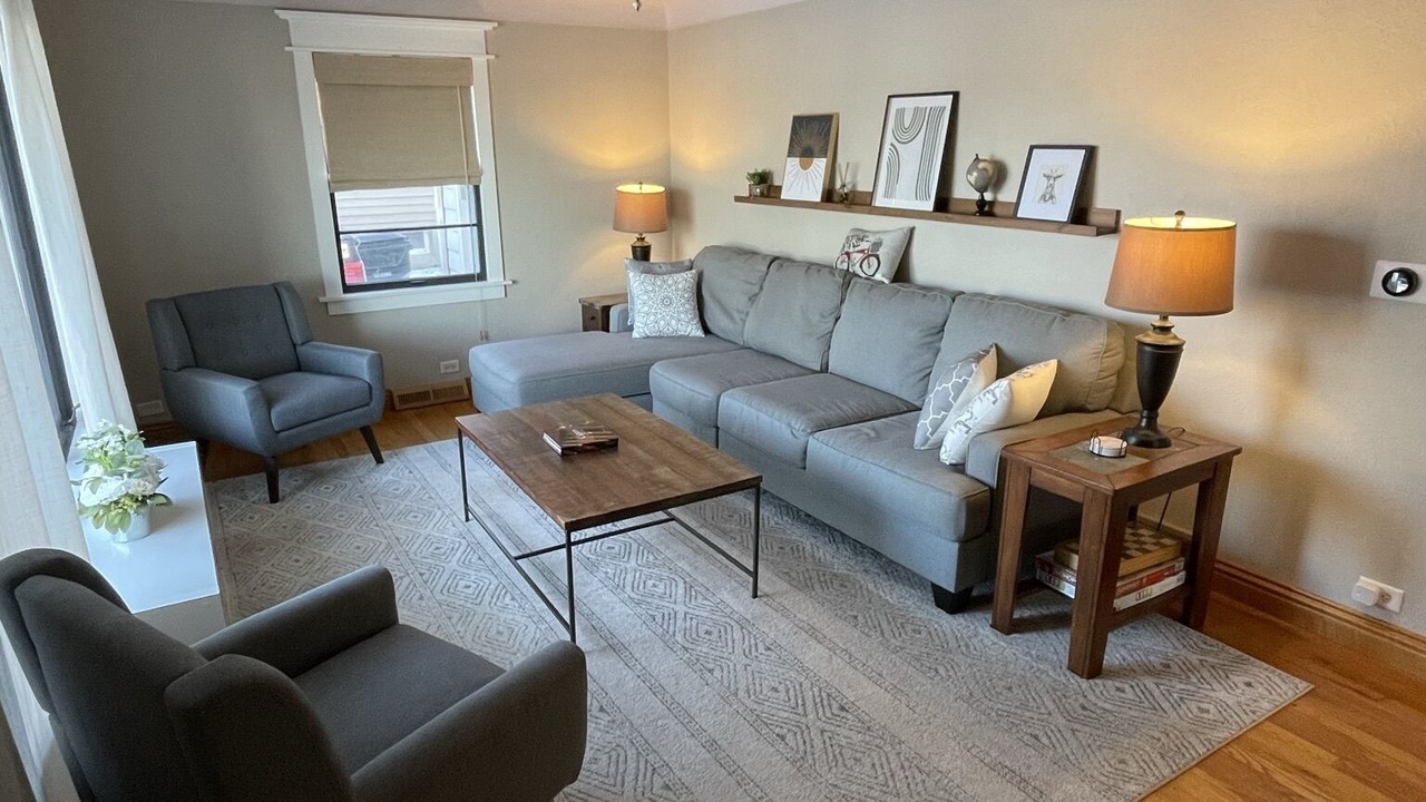 Photo of Livingroom in Cedar Rapids
