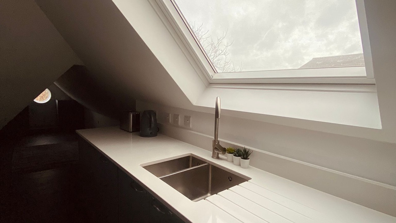 Photo of Others in Mapesbury