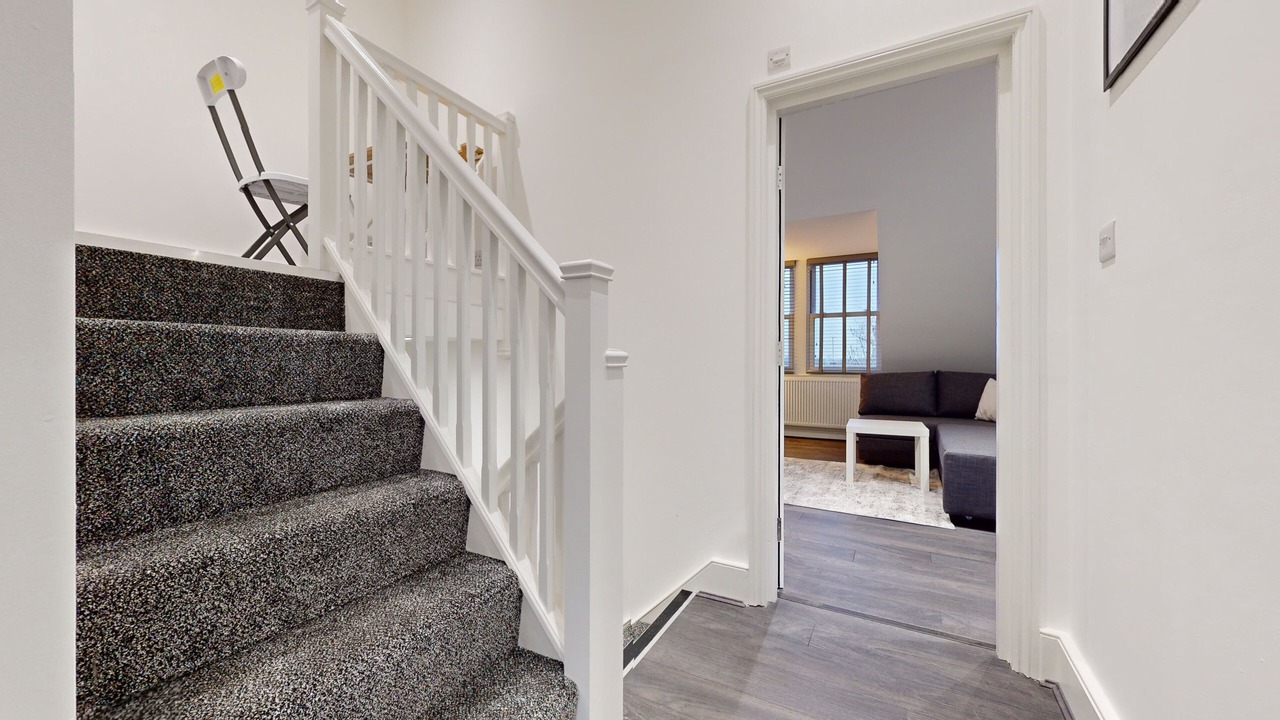 Photo of Others in Mapesbury