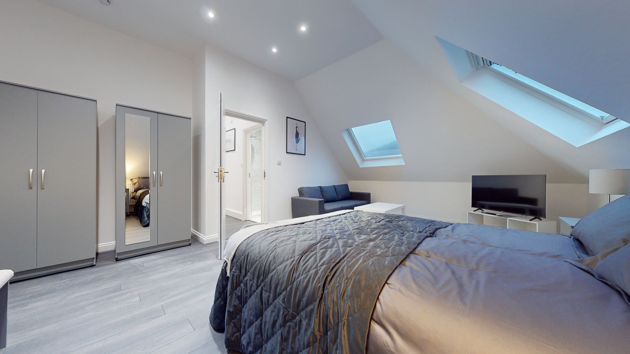 Photo of Bedroom in Mapesbury