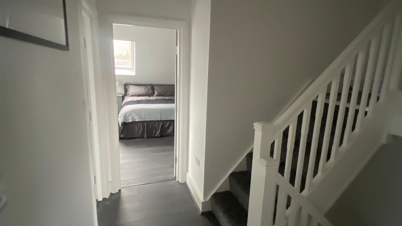 Photo of Others in Mapesbury