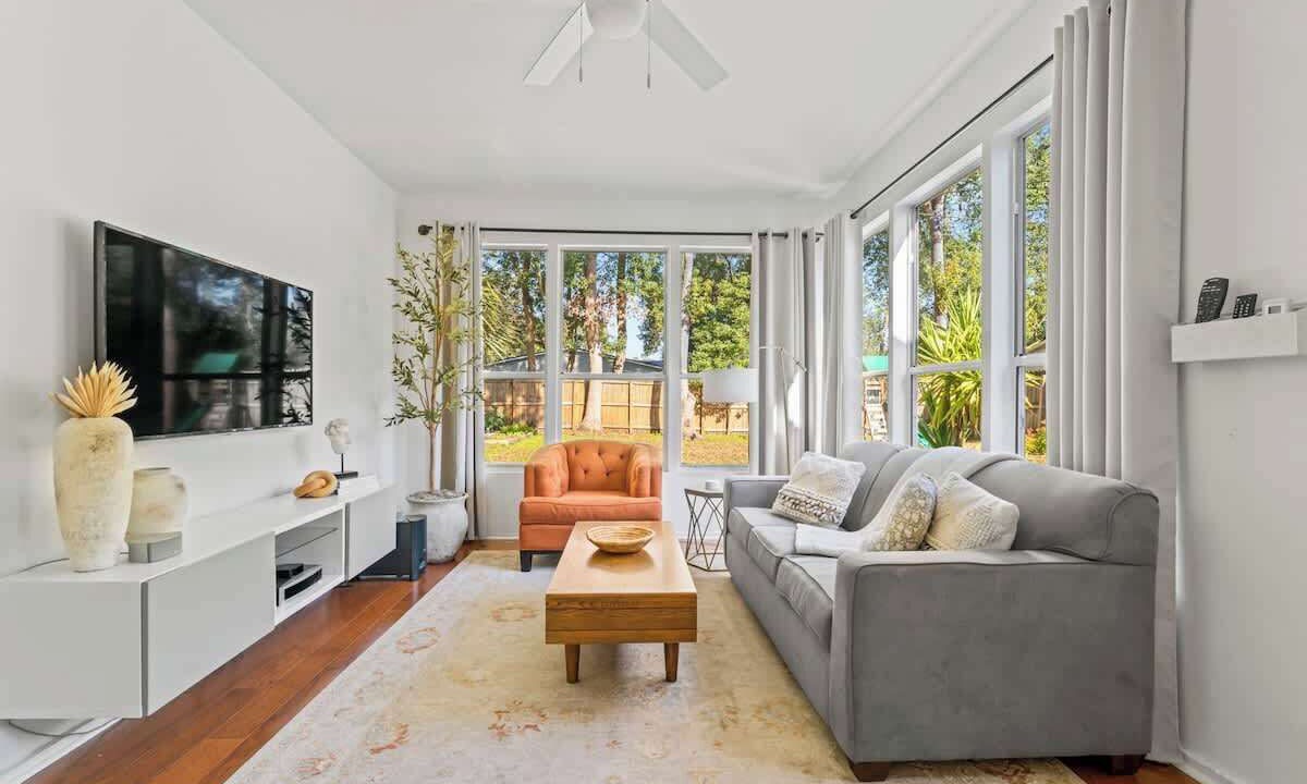 Photo of Livingroom in Fairfax