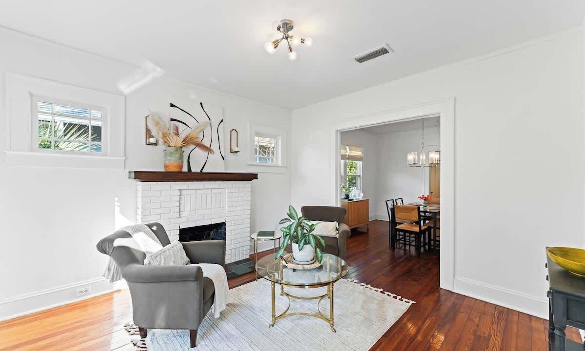 Photo of Livingroom in Fairfax