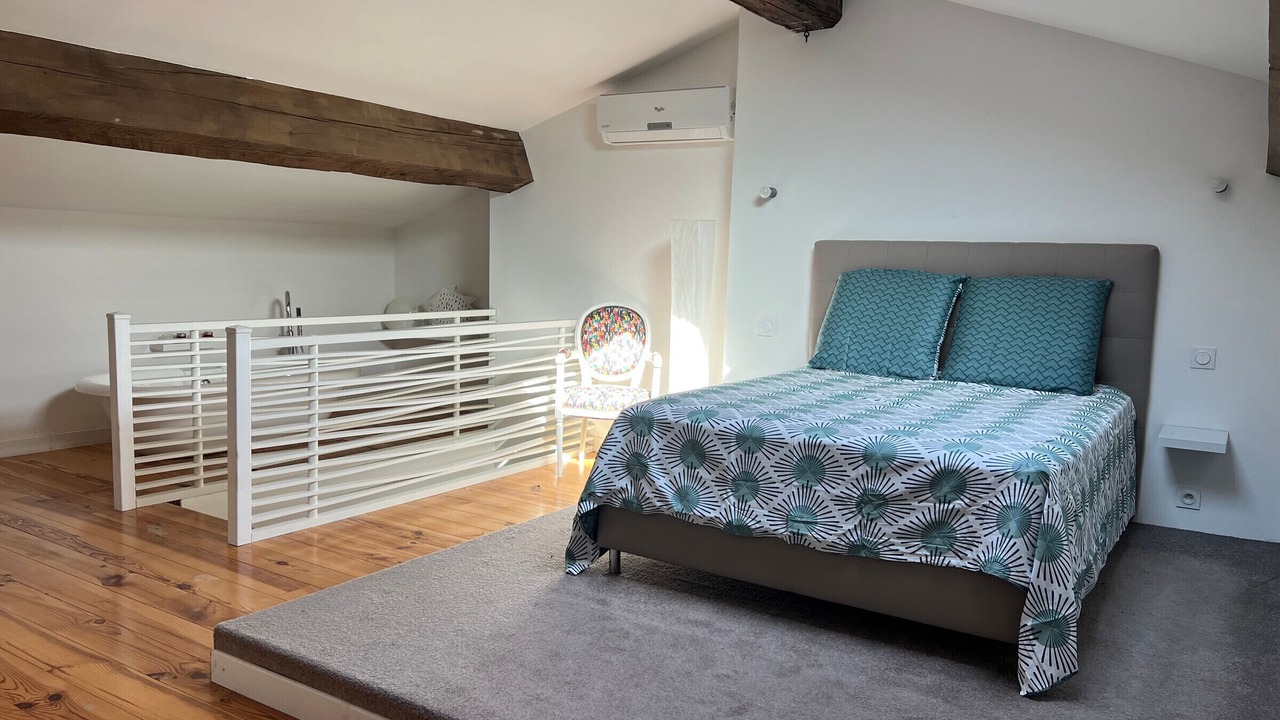Photo of Bedroom in Pia