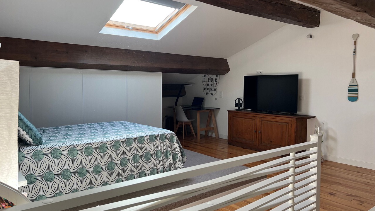 Photo of Bedroom in Pia
