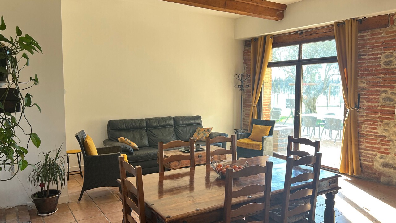 Photo of Livingroom in Pia