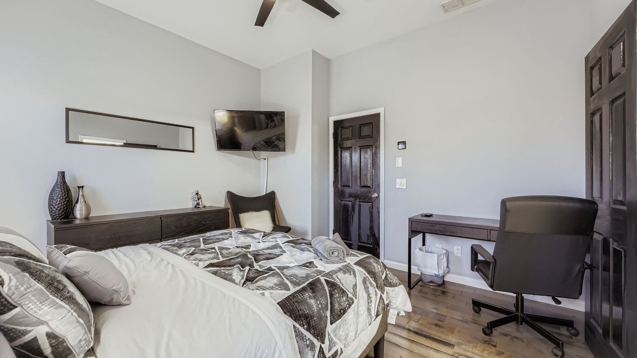 Photo of Bedroom in Tucker