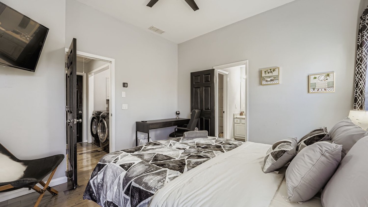 Photo of Bedroom in Tucker