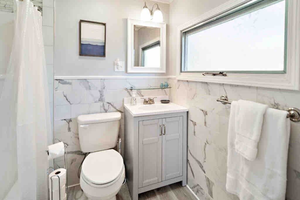 Photo of Bathroom in Lodi