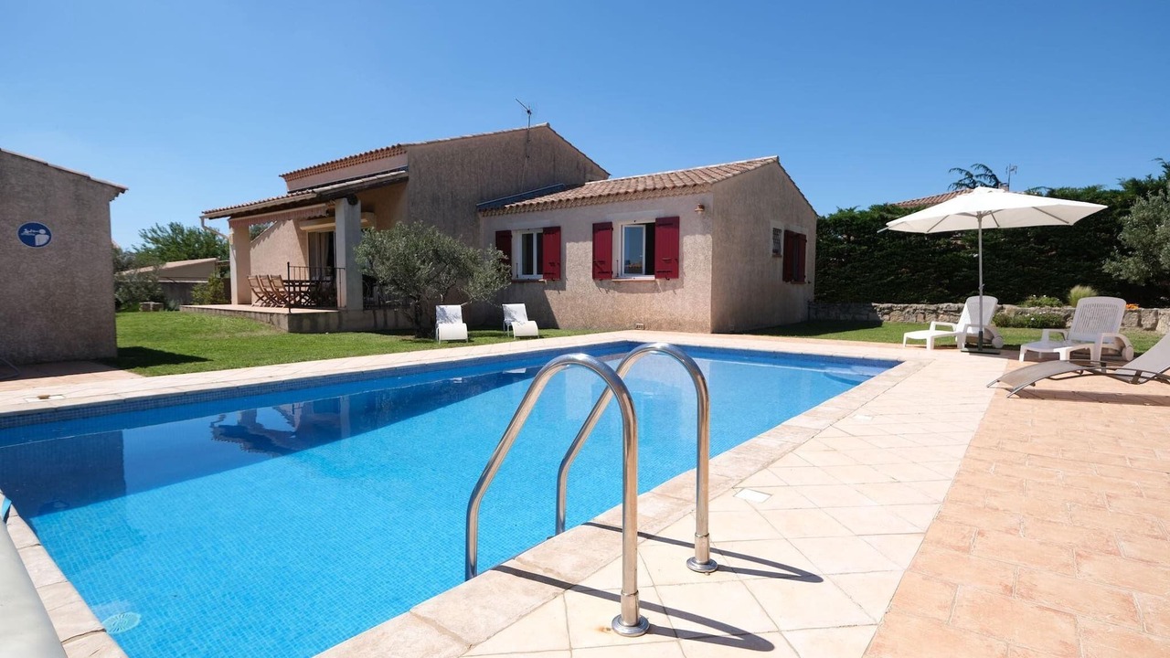 Photo of Outdoor in Aureille