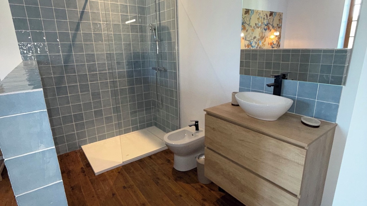 Photo of Bathroom in La Tour-Sur-Orb