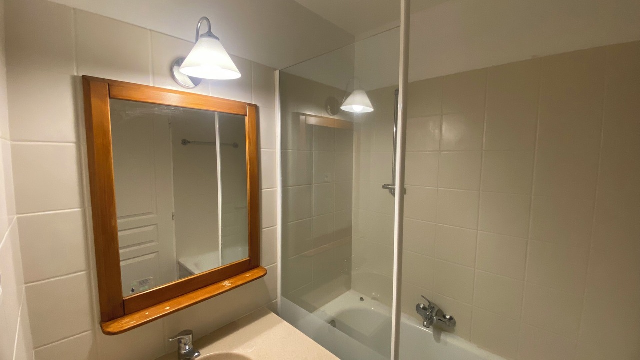 Photo of Bathroom in Monflanquin