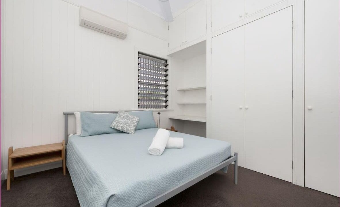 Photo of Bedroom in Hyde Park