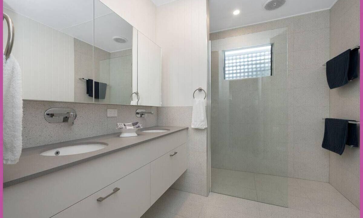 Photo of Bathroom in Hyde Park