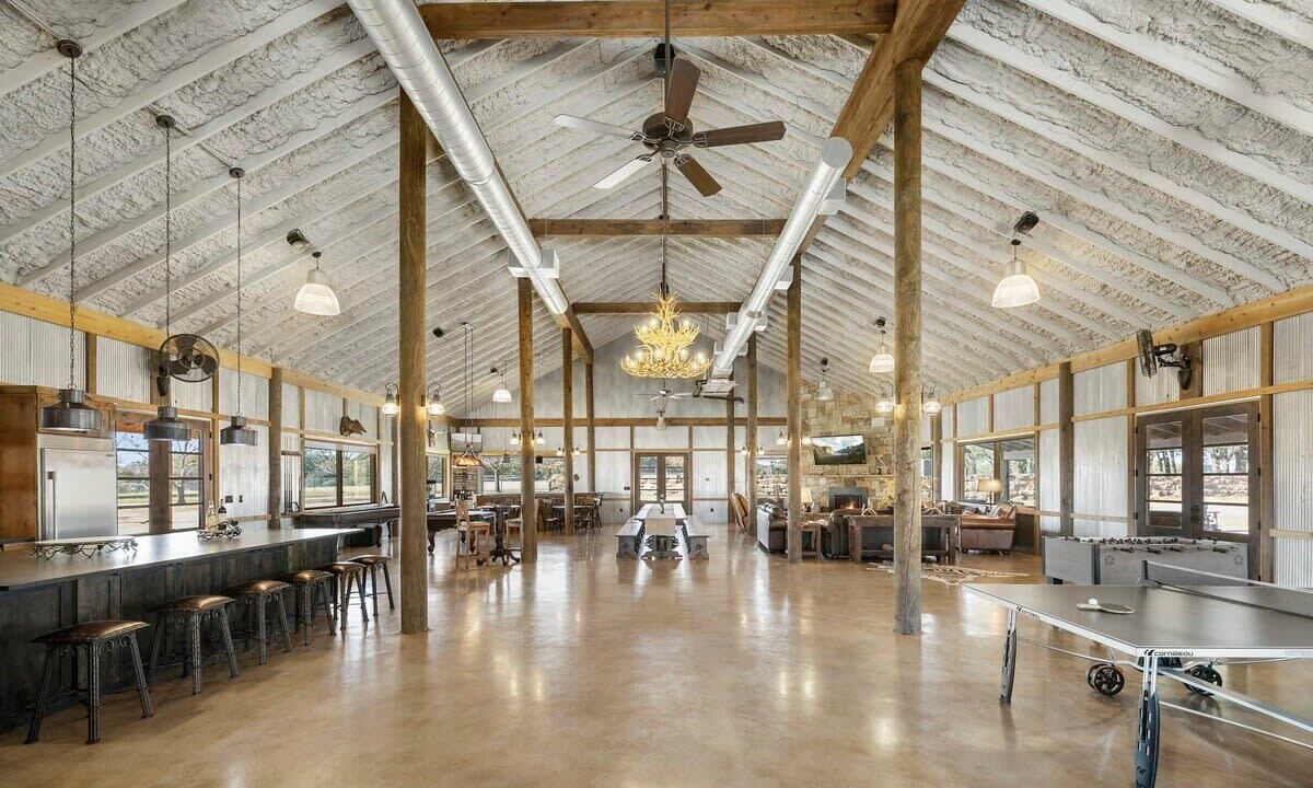Photo of Others in Burnet