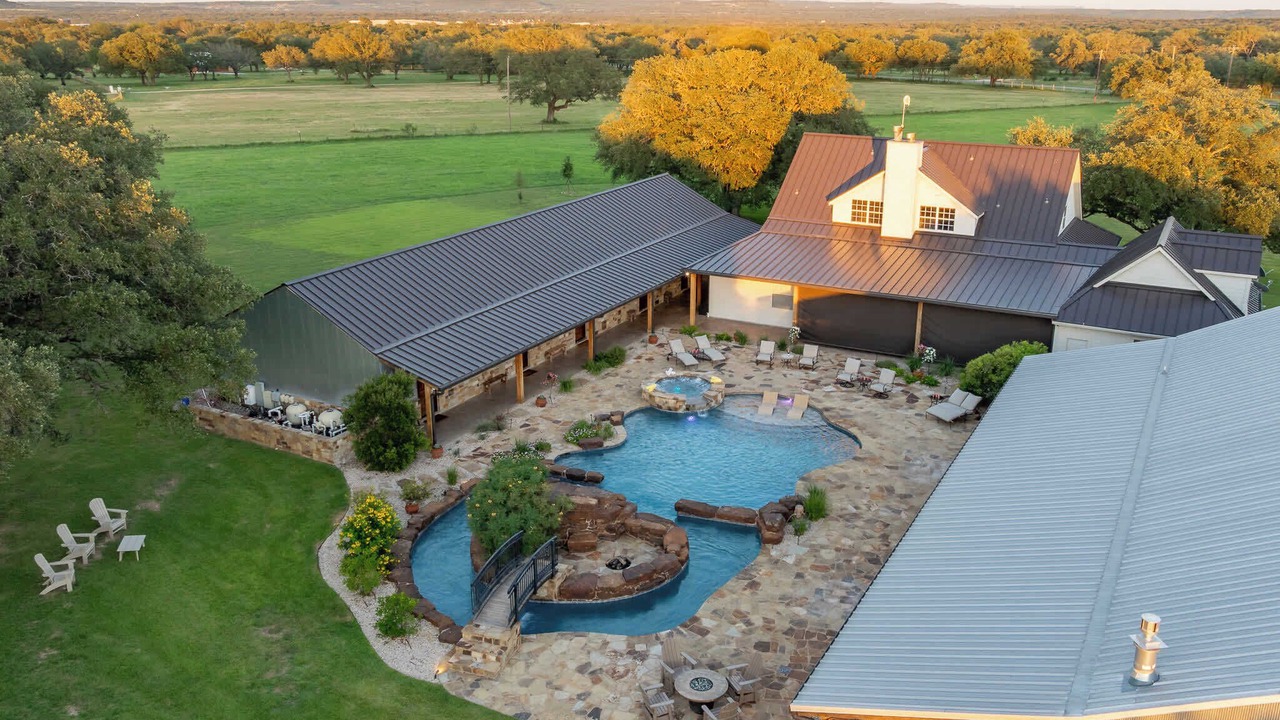 Photo of Outdoor in Burnet