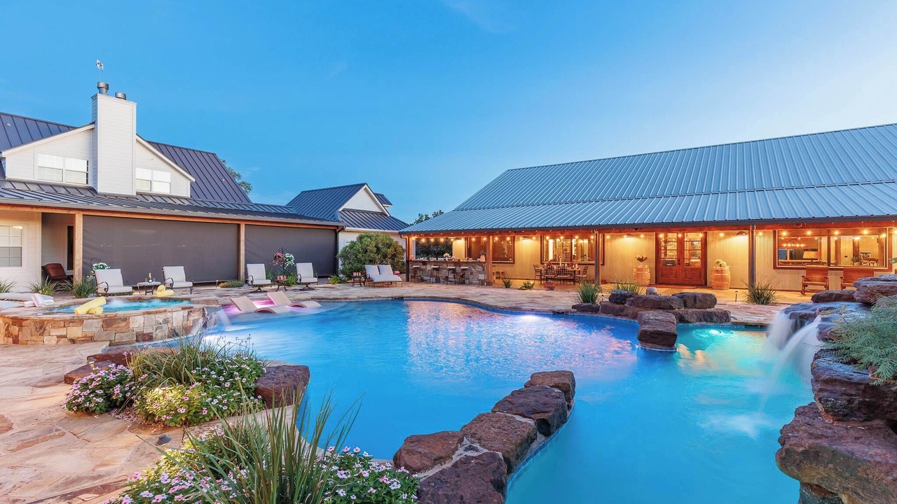 Photo of Outdoor in Burnet