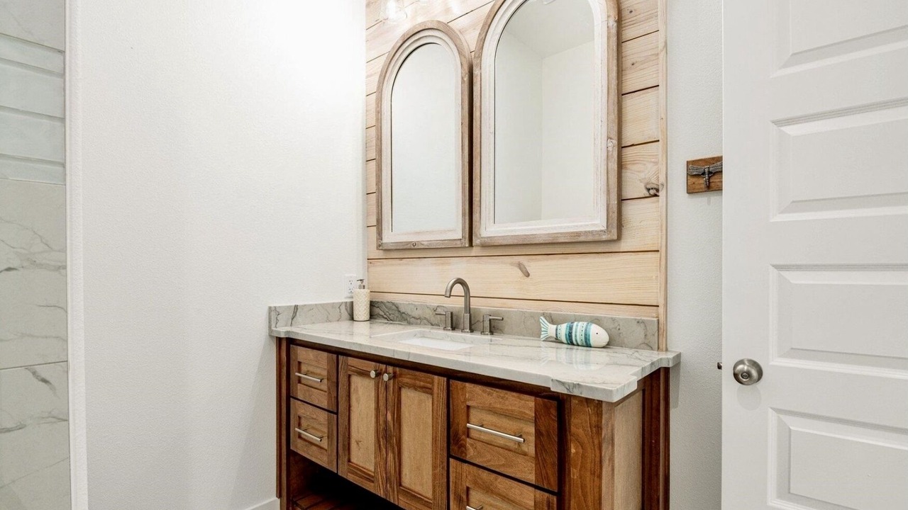 Photo of Bathroom in Port Bolivar