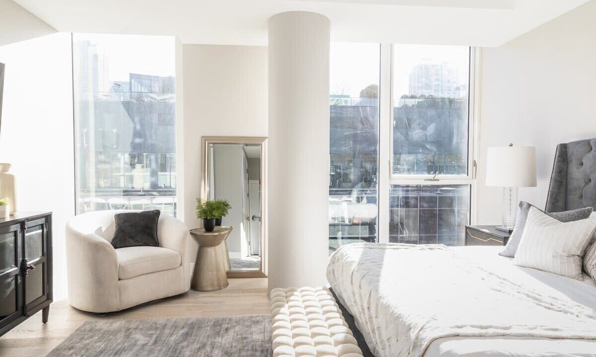 Photo of Bedroom in Near North Side