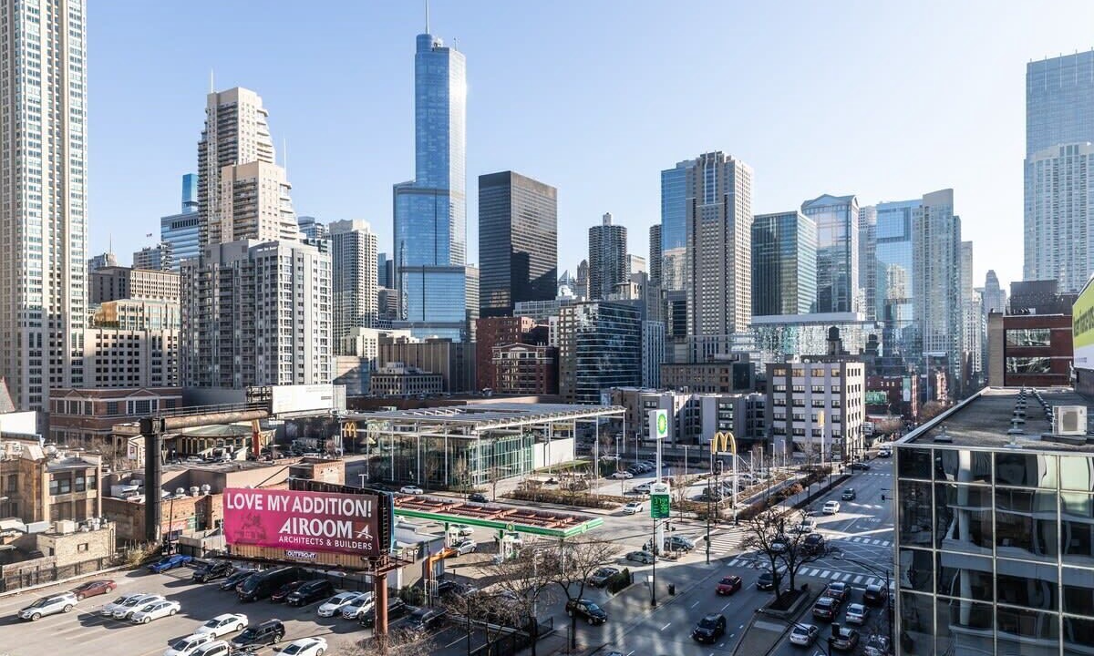 Photo of Others in Near North Side