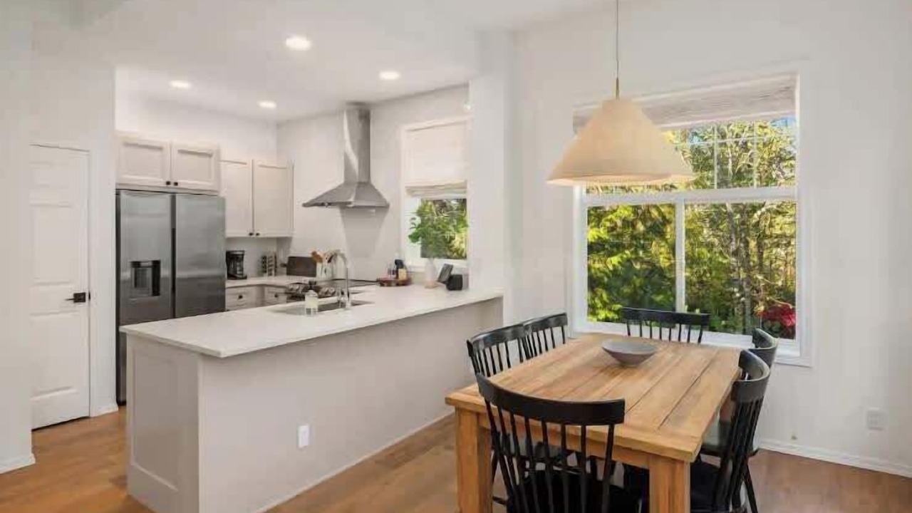 Photo of Others in Bellevue