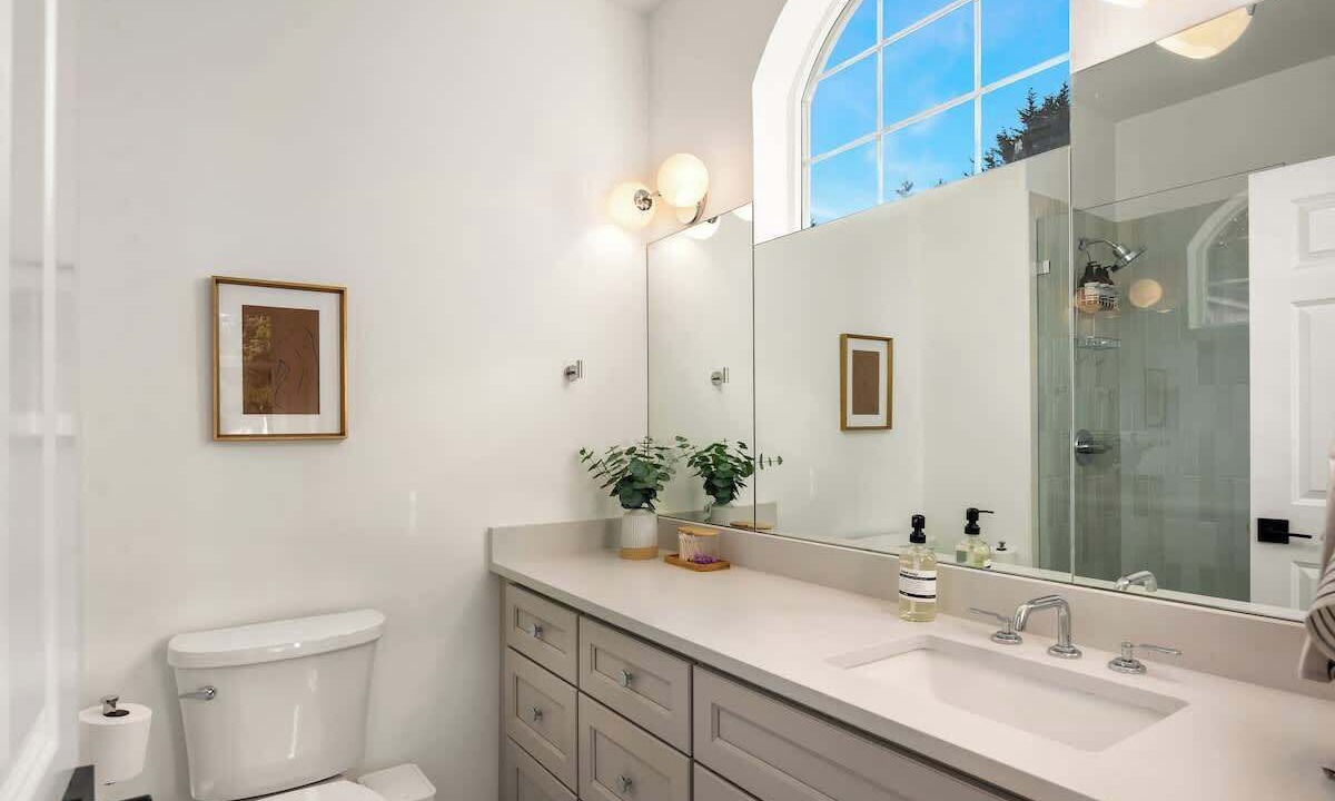 Photo of Others in Bellevue