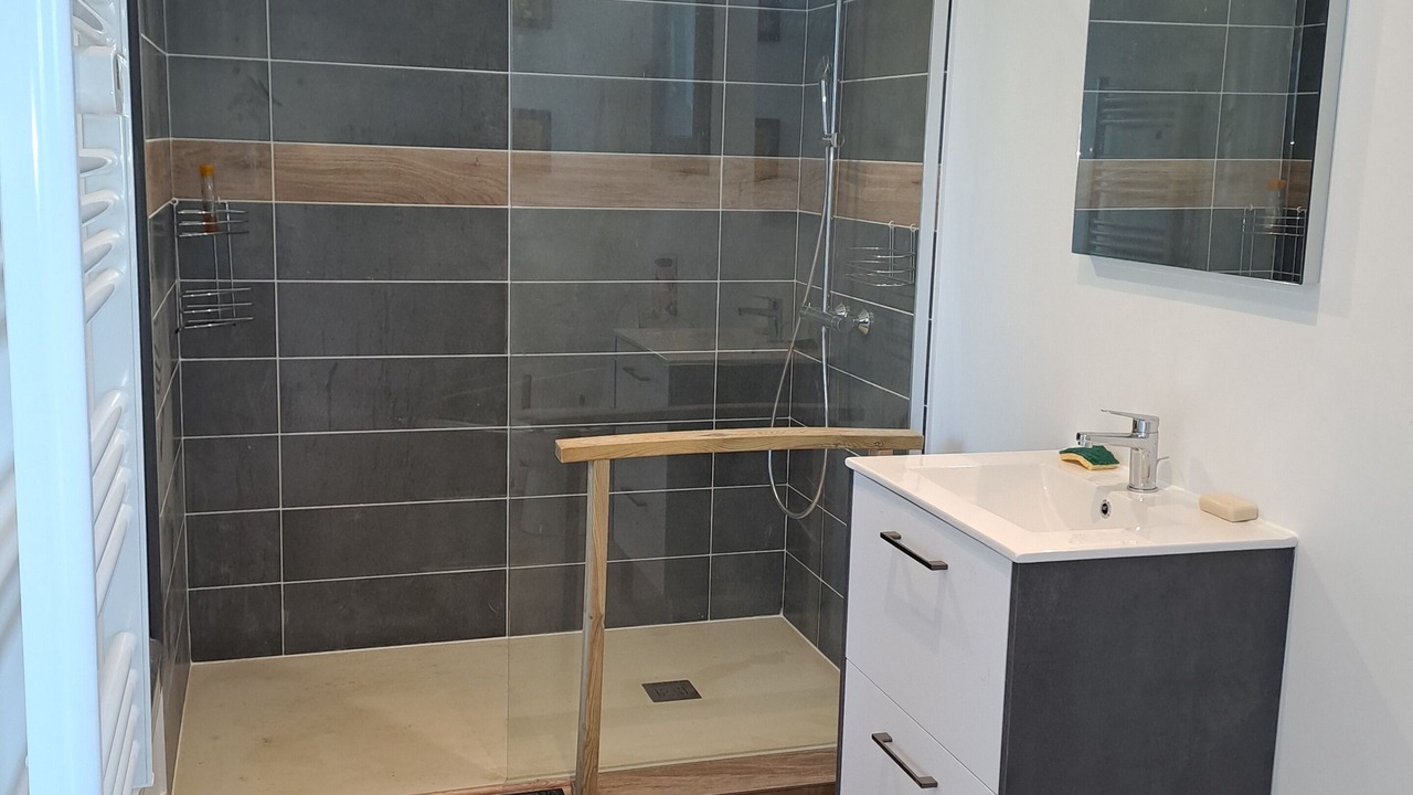 Photo of Bathroom in Arrodets-ez-Angles