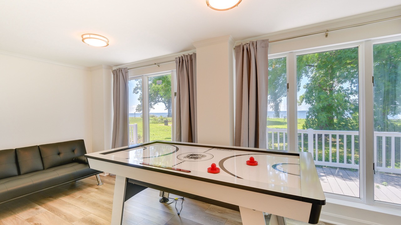 Photo of Bedroom in Point Lookout