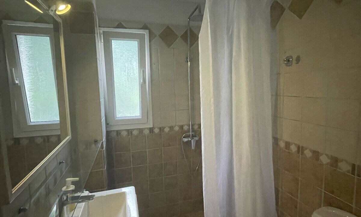 Photo of Bathroom in Mikros Gialos