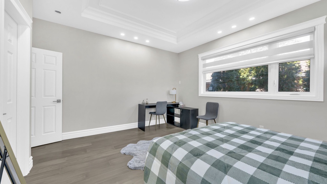 Photo of Bedroom in LaSalle