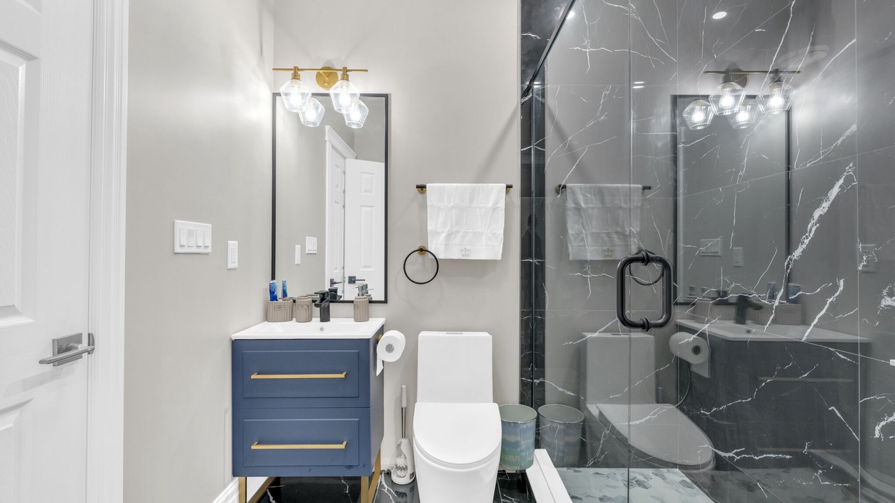 Photo of Bathroom in LaSalle