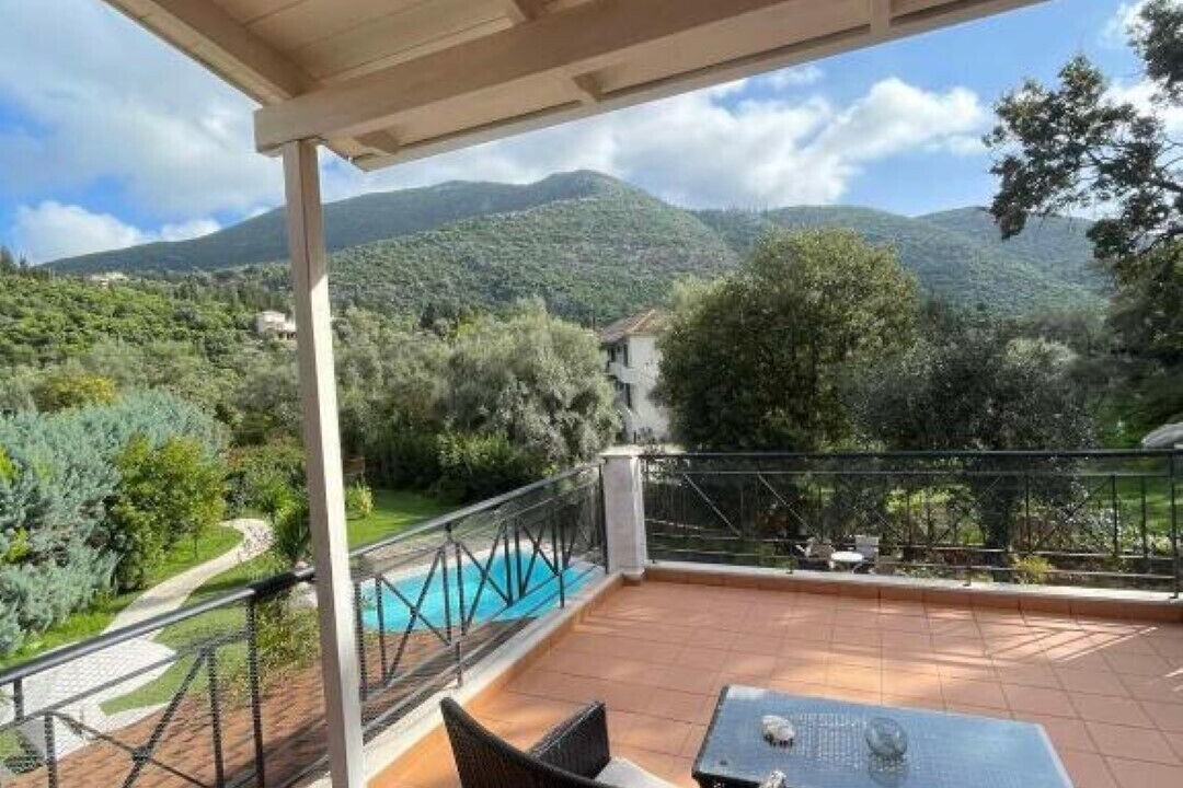 Photo of Patio Balcony in Mikros Gialos