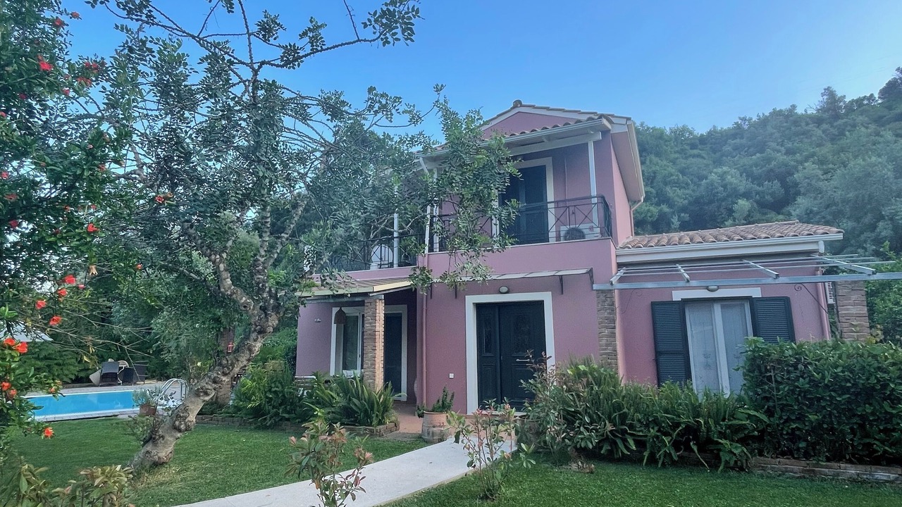 Photo of Outdoor in Mikros Gialos