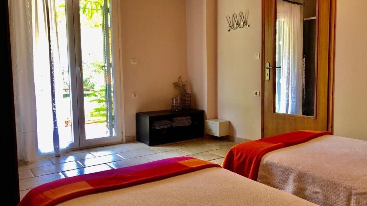 Photo of Bedroom in Mikros Gialos