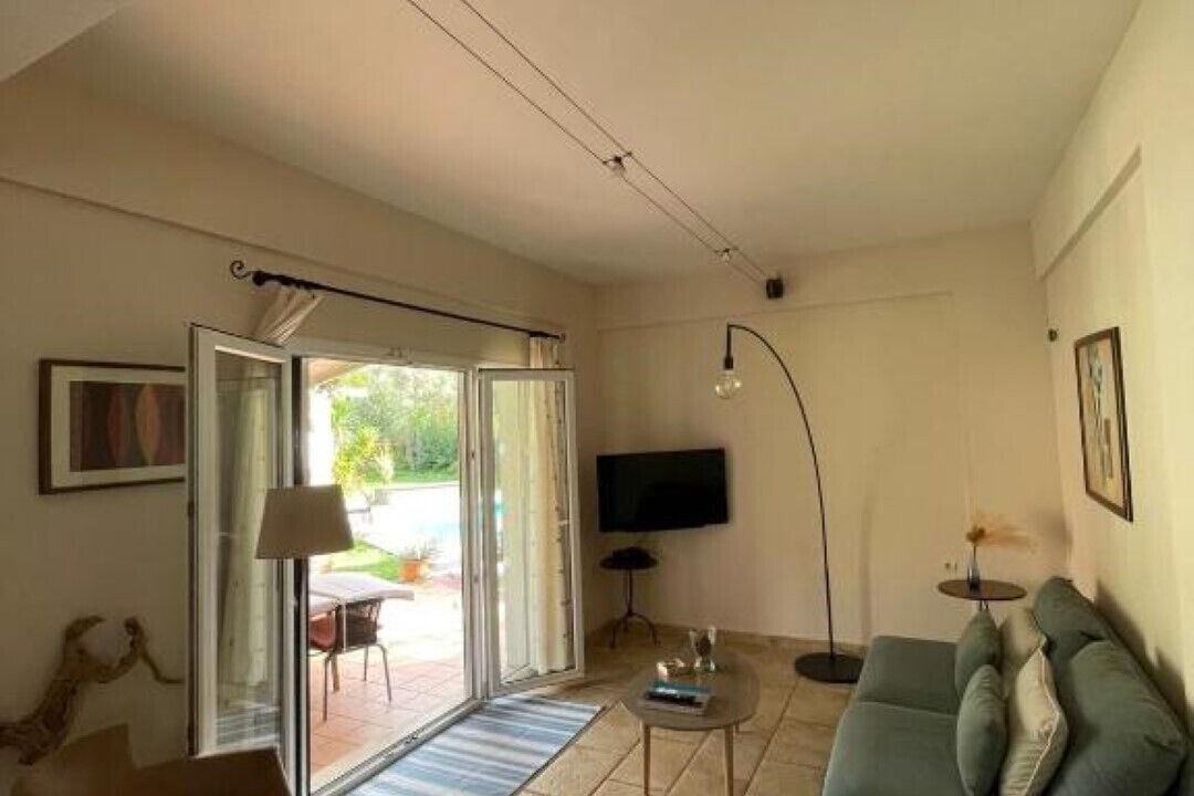 Photo of Livingroom in Mikros Gialos