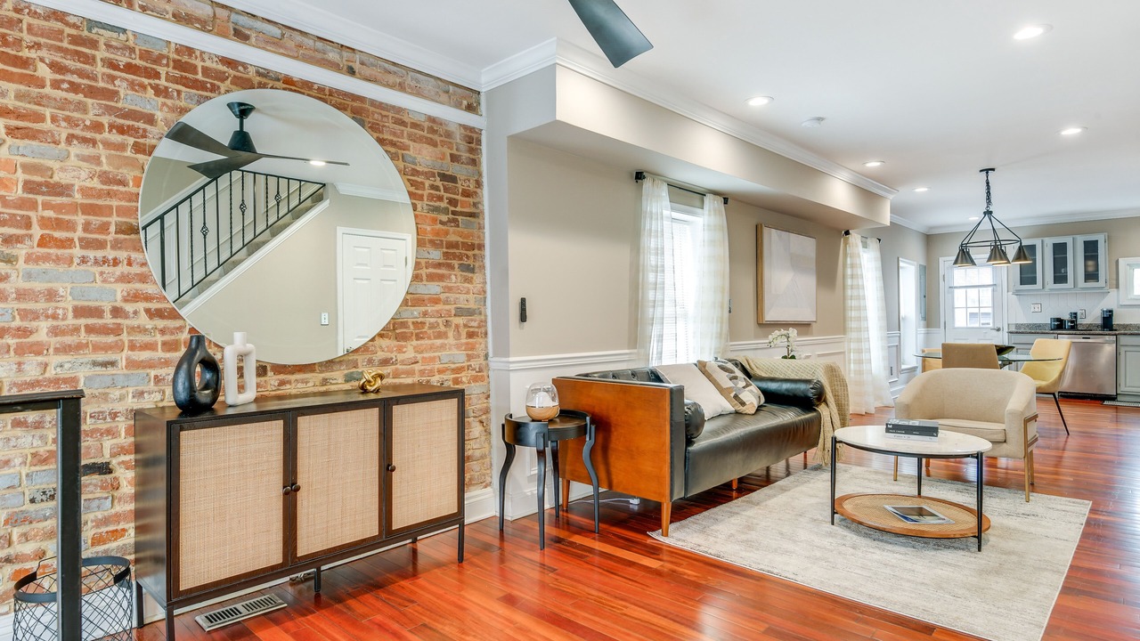 Photo of Bedroom in Downtown Baltimore