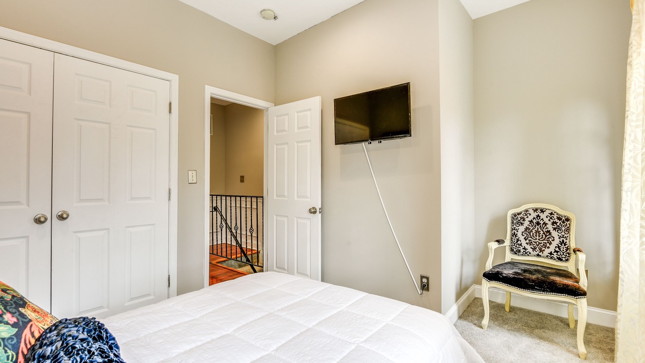 Photo of Bedroom in Downtown Baltimore
