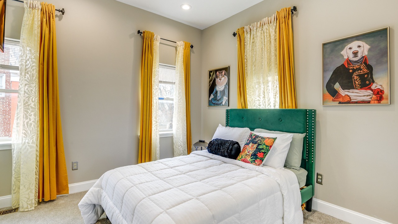 Photo of Others in Downtown Baltimore