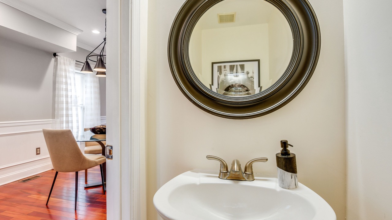 Photo of Bathroom in Downtown Baltimore