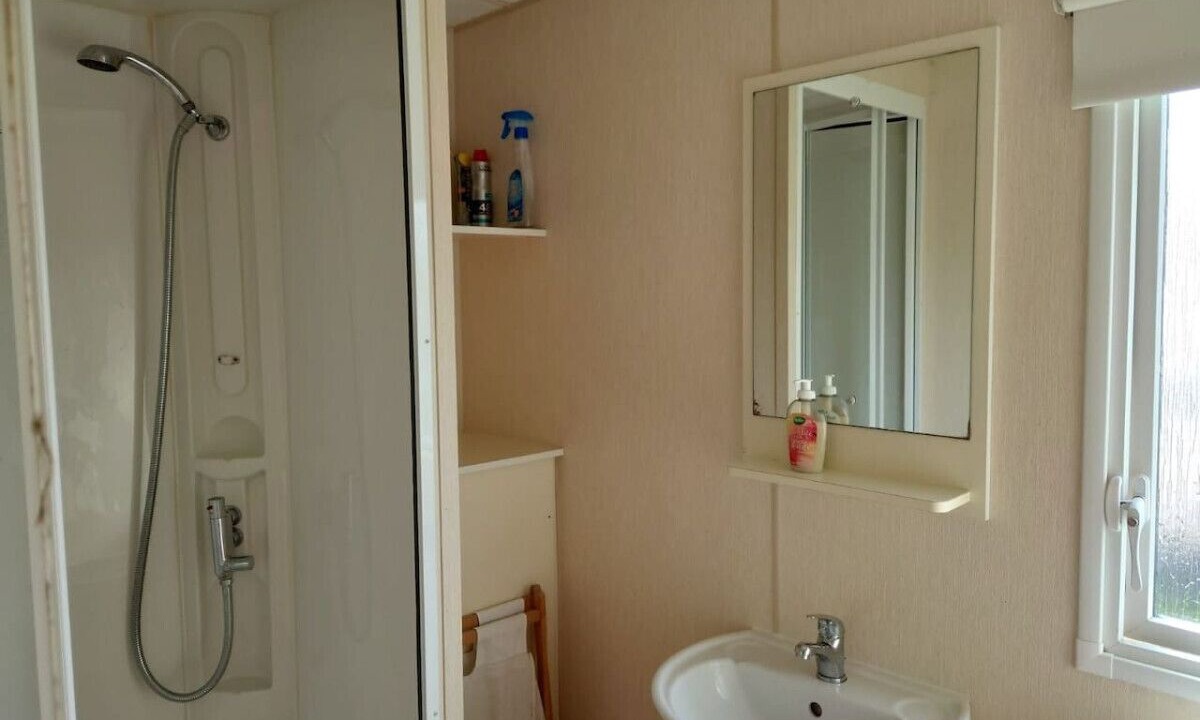 Photo of Bathroom in Camber
