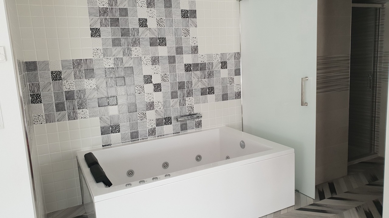 Photo of Bathroom in Carboneras de Guadazaon